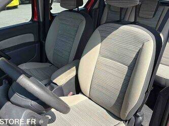 2011-renault-kangoo-1453710-47241314