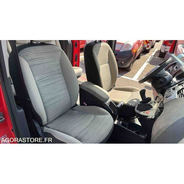 2011 Renault Kangoo-47241323