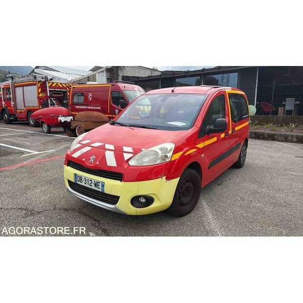2013 Peugeot PARTNER-47241361