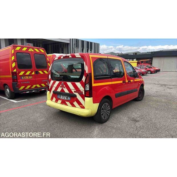 2013 Peugeot PARTNER-47241364