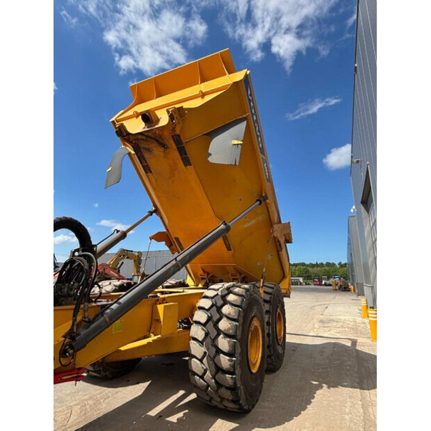 2019 فولفو A40G-47243010