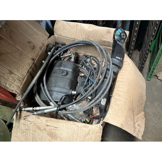 2020 MX U412+-47243373