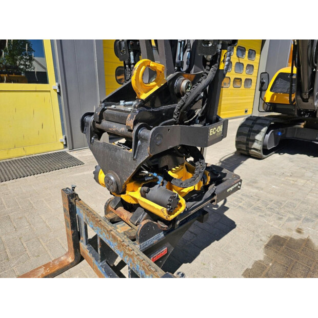 2019 Mecalac 8 MCR-47243808