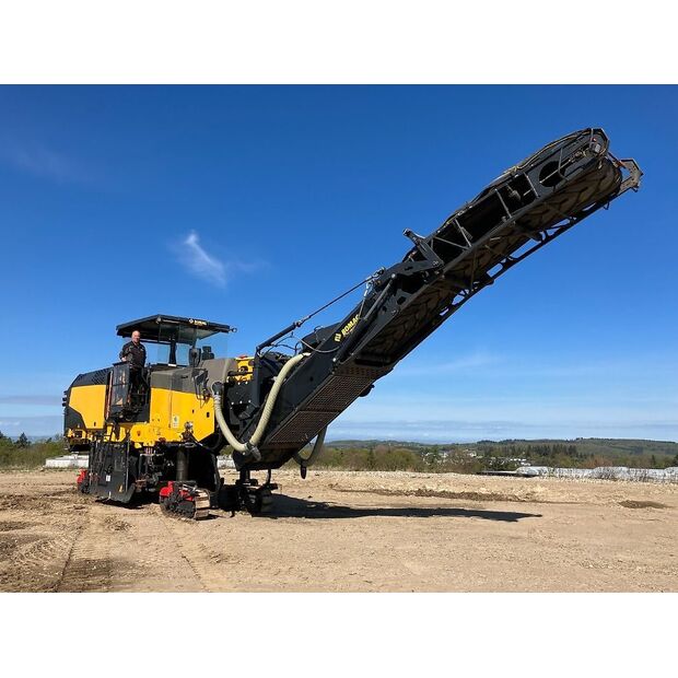 BOMAG BM 2000/65-47244040