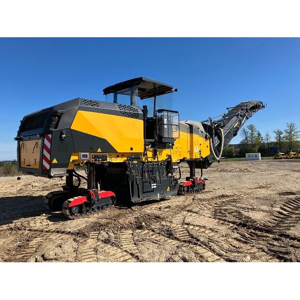 BOMAG BM 2000/65-47244041