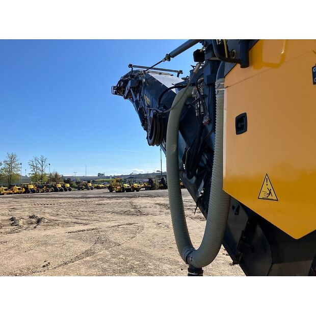 BOMAG BM 2000/65-47244062