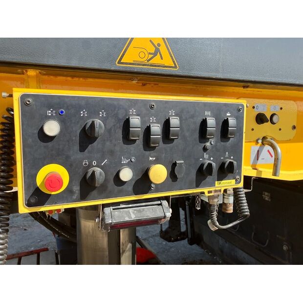BOMAG BM 2000/65-47244067