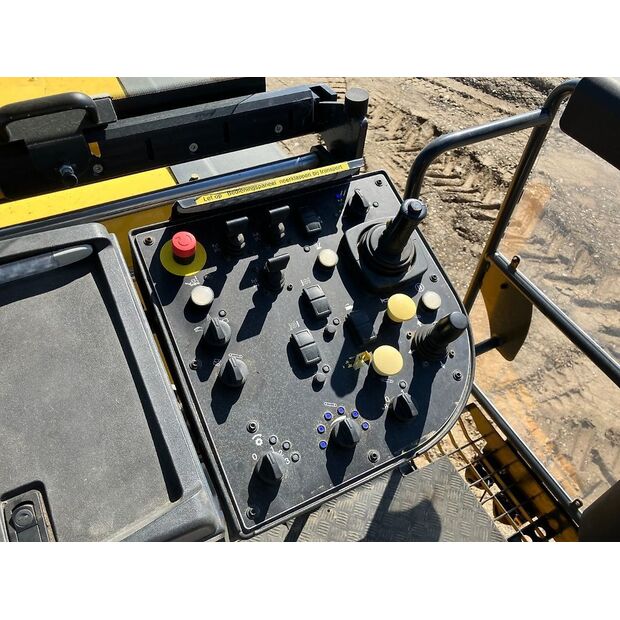 BOMAG BM 2000/65-47244071