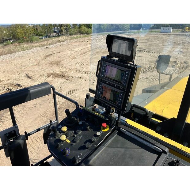 BOMAG BM 2000/65-47244073