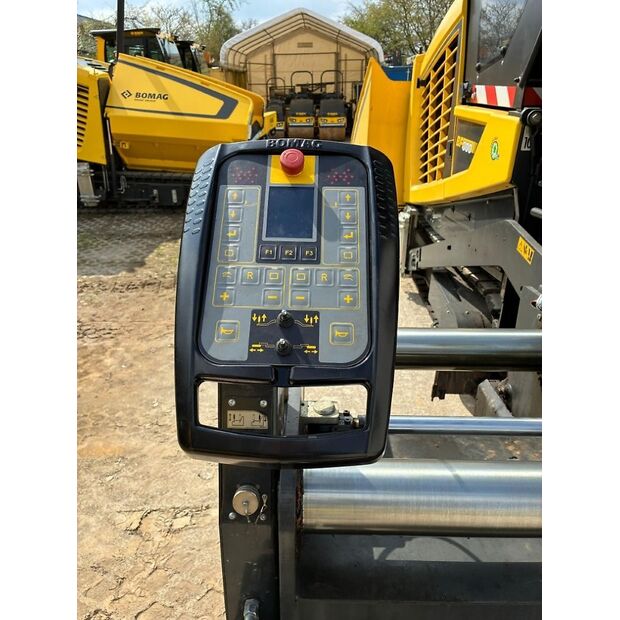 BOMAG BF 800 C-3-47244088