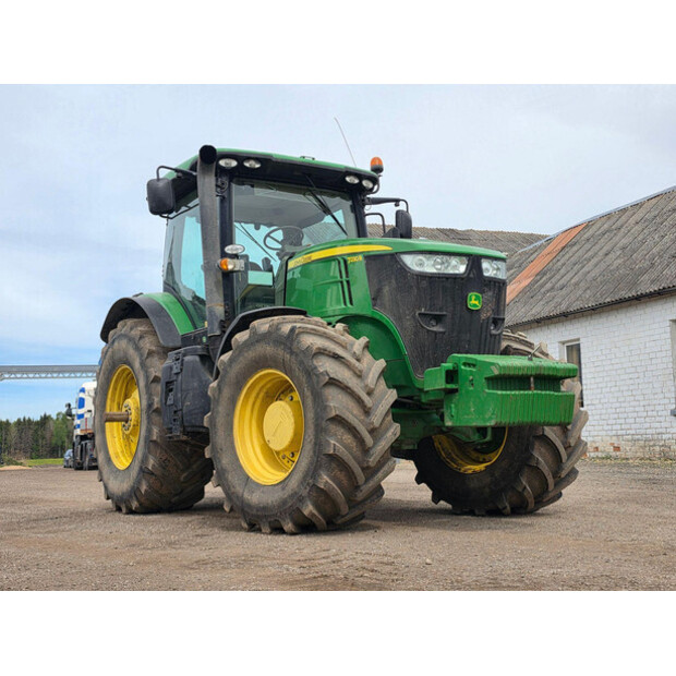 2012 جون دير 7230R-47244306