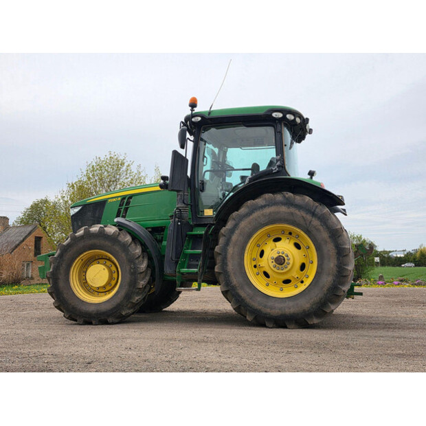 2012 جون دير 7230R-47244330