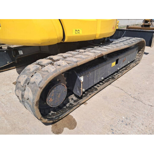 2024 كوماتسو PC35MR-5-47244378