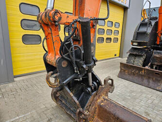 2010-hitachi-zx140w-3-1453787-47244418