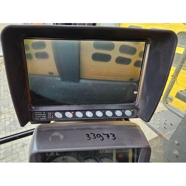 2010 هيتاشى ZX140W-3-47244424