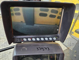 2010-hitachi-zx140w-3-1453787-47244424