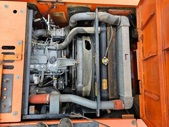 2010-hitachi-zx140w-3-1453787-47244428