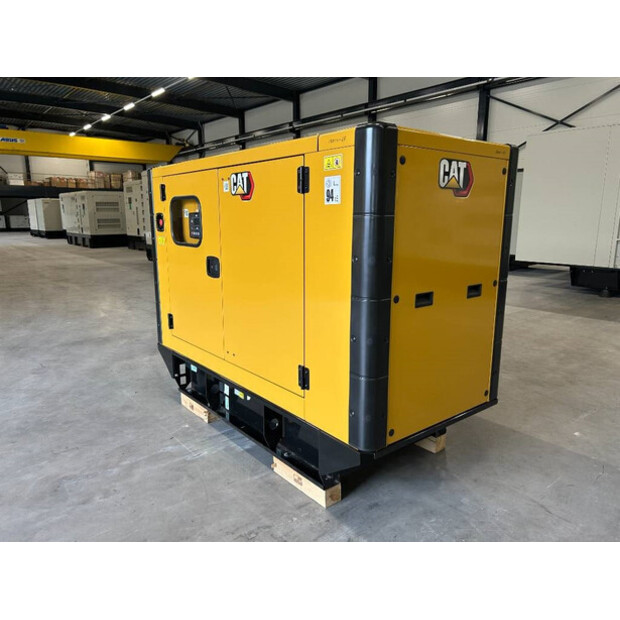 2025 Caterpillar DE33E0-47244554