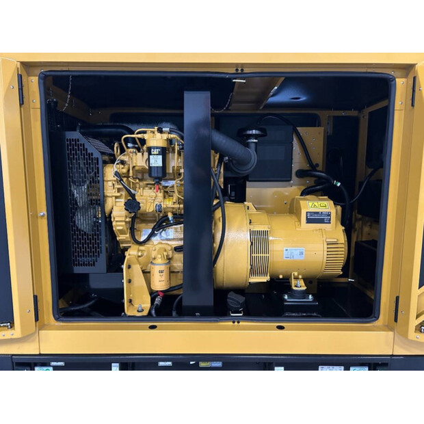 2025 Caterpillar DE33E0-47244557