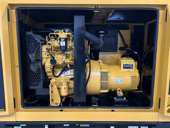 2025-caterpillar-de33e0-47244557