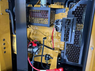 2025-caterpillar-de33e0-47244566