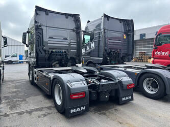 2026-man-tgx-18-520-47245126