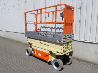 2008-jlg-2030es-1453845-47245408