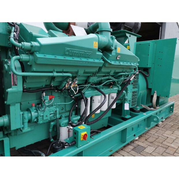 2025 كيومنز C1100D5B-47245621