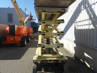 2013-jlg-2646es-1453859-47245667