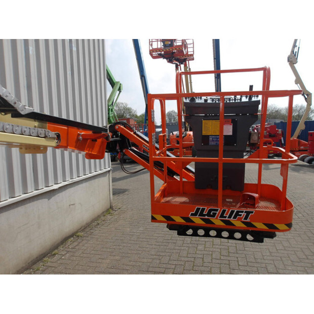 2015 JLG E300AJP-47245770