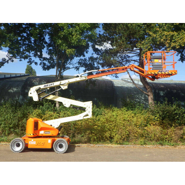 2011 JLG E450AJ-47246253