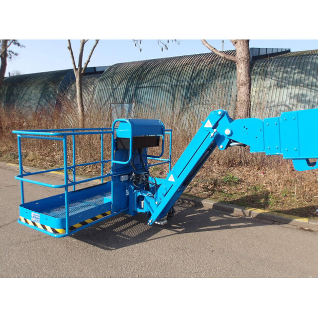 2012 Genie S-85-47246484