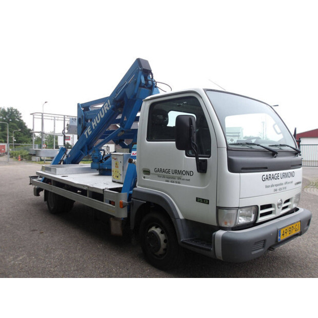 نيسان Cabstar-47246590