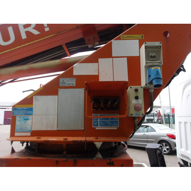 NISSAN Cabstar-47246602