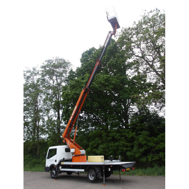 NISSAN Cabstar-47246605
