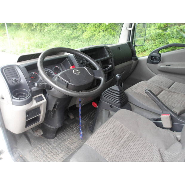NISSAN Cabstar-47246675