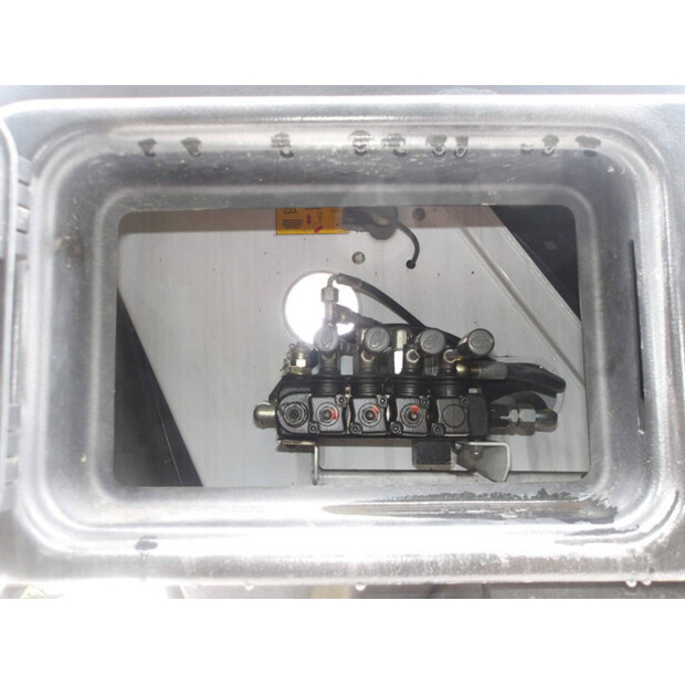 NISSAN Cabstar-47246680