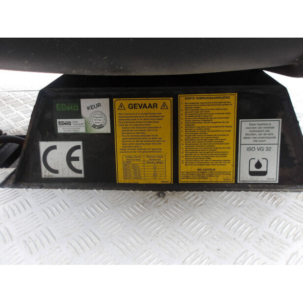 NISSAN Cabstar-47246682