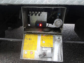 2012-renault-maxity-1453921-47246720