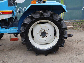 mitsubishi-mt2001-1453931-47246968