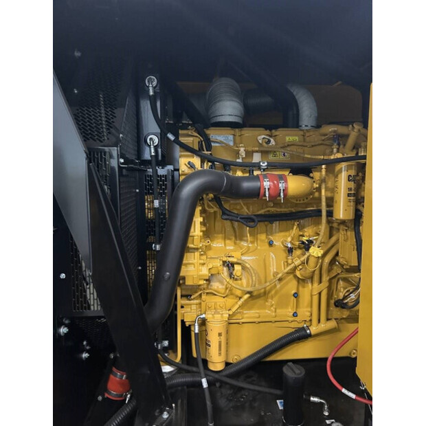 2025 Caterpillar DE850E0 - C18-47247973