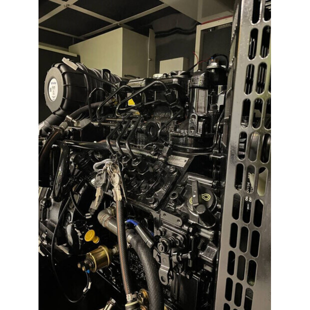 2025 بيركنز 403D-15-47249529