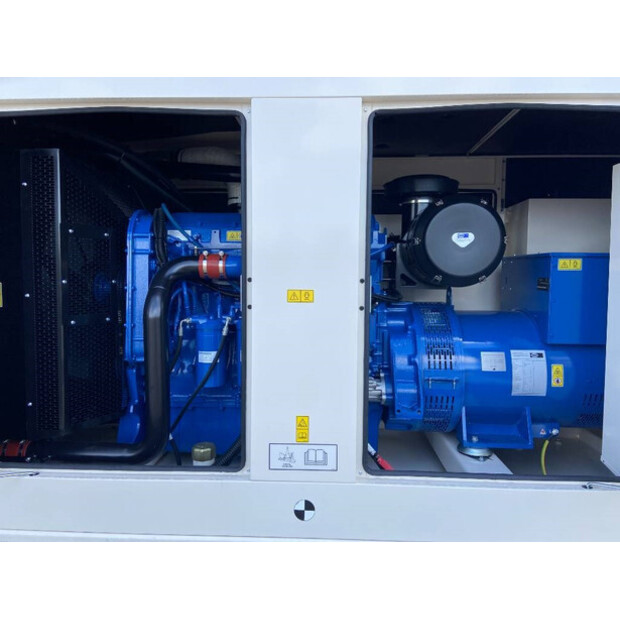 2025 اف جي ويلسون P550-3-47249687