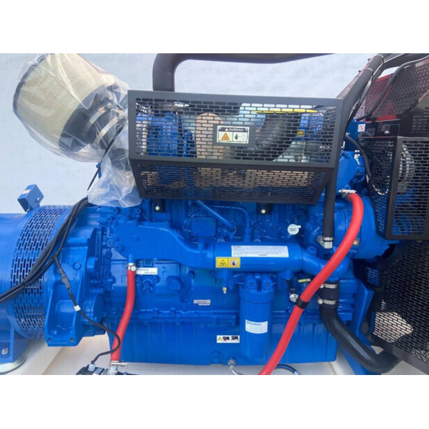 2025 اف جي ويلسون P550-3-47250027