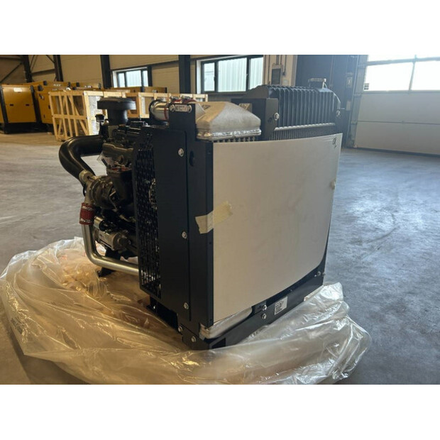 2025 Perkins 1104D-44TA-47250235