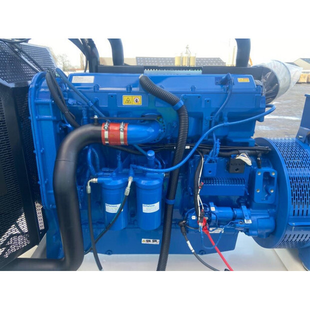 2025 اف جي ويلسون P605-3-47250952