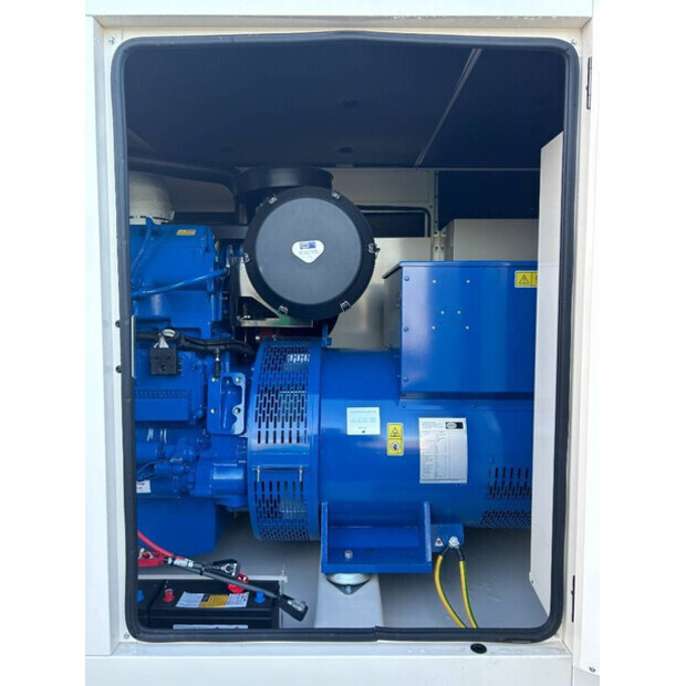 2025 اف جي ويلسون P605-3-47251617