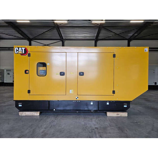 2025 Caterpillar C9 - DE250E0-47252106
