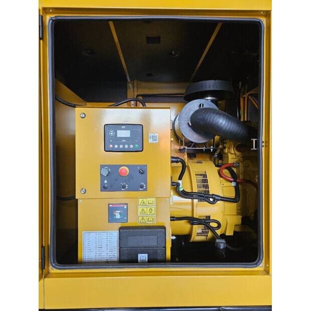 2025 Caterpillar C9 - DE250E0-47252114