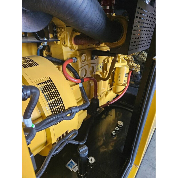 2025 Caterpillar C9 - DE250E0-47252120